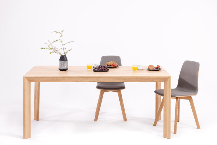 Tavolo da pranzo fisso in legno massiccio DITA | KARPIS