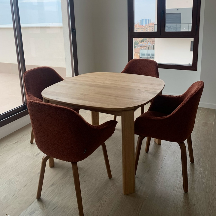 Tavolo da pranzo rotondo allungabile in legno massiccio di rovere Victoria | VESKOR