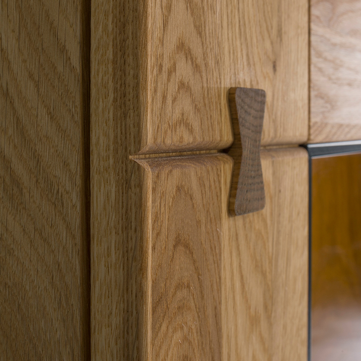 Cassettiera in rovere MINURA 47, 195x85x40 cm | VESKOR