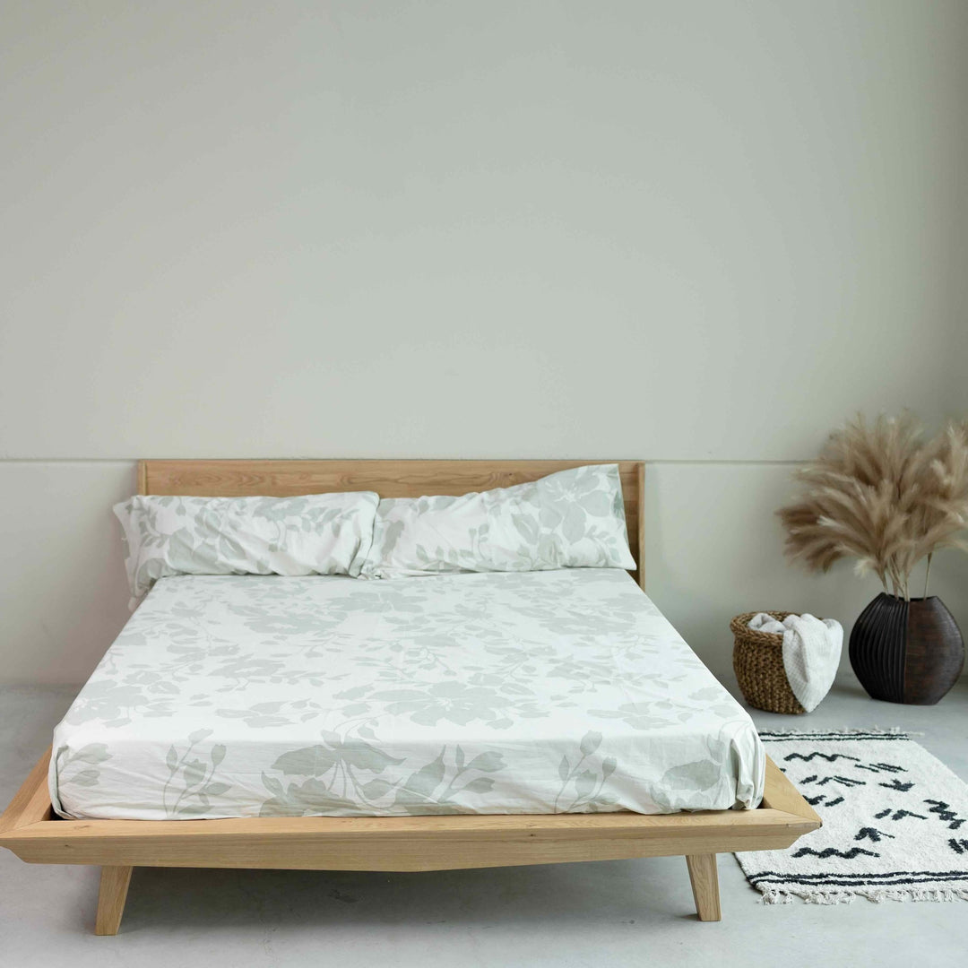 Letto matrimoniale in rovere massiccio MALMO | VESKOR