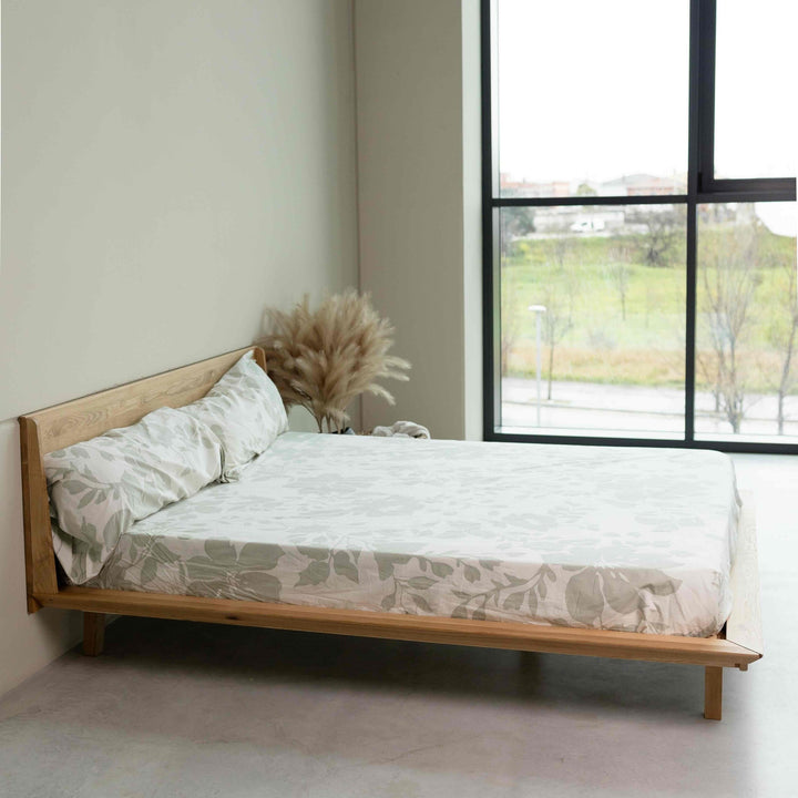 Letto matrimoniale in rovere massiccio MALMO | VESKOR