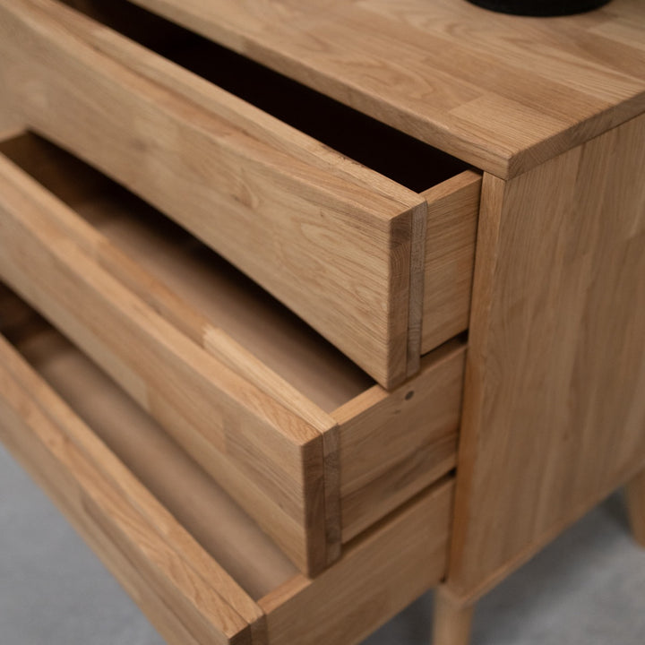 VESKOR Credenza in legno di quercia in rovere massiccio sostenibile