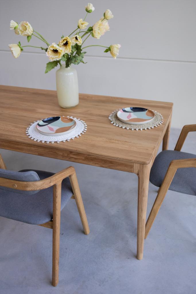 VESKOR tavolo in legno massiccio di quercia Bergamo arredamento moderno nordico