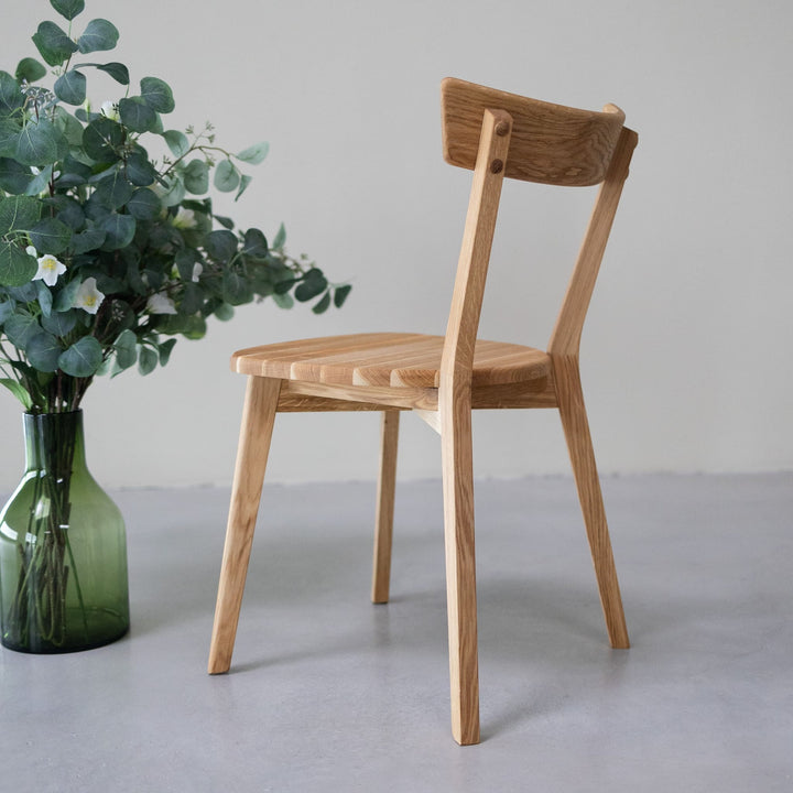 Confezione da 2 o 4 sedie da pranzo in rovere massiccio VICTORIA | VESKOR