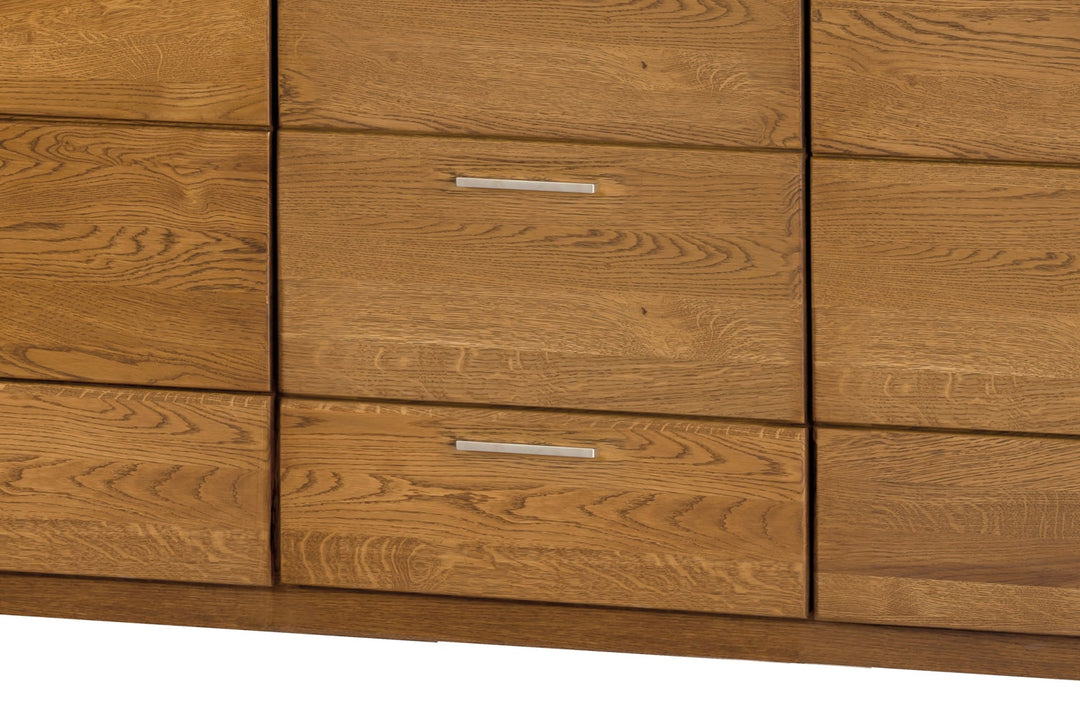 Cassettiera VELVET 47 in rovere, 181x42x89 cm. | VESKOR